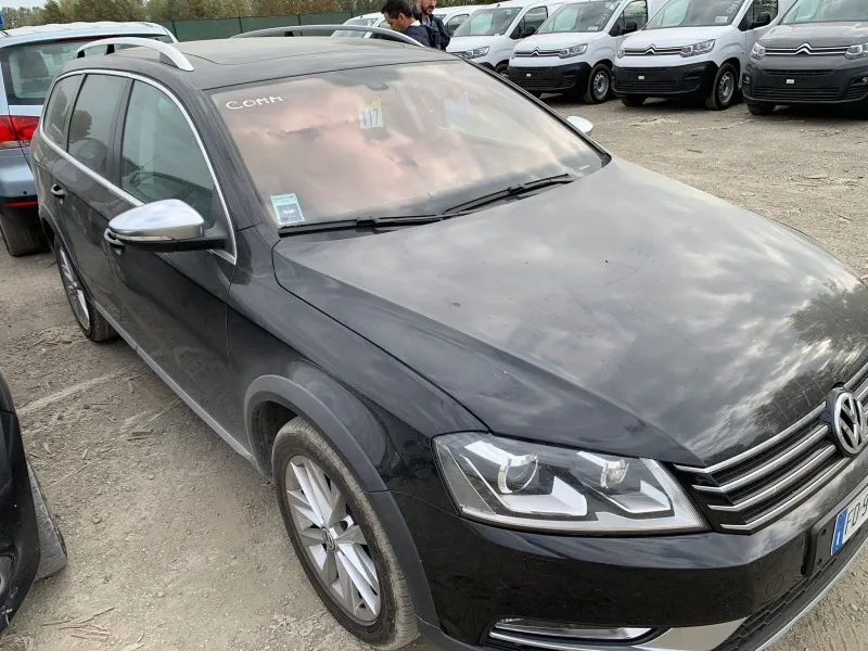 Volkswagen Passat (КАТО НОВА) Image 3