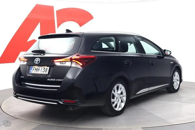 Toyota Auris Touring Sports 1,8 Hybrid Active - / Navi / Kamera / Tutkat / Led-valot / Image 5