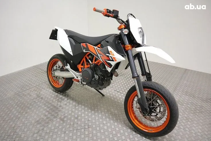 KTM 690 Image 1